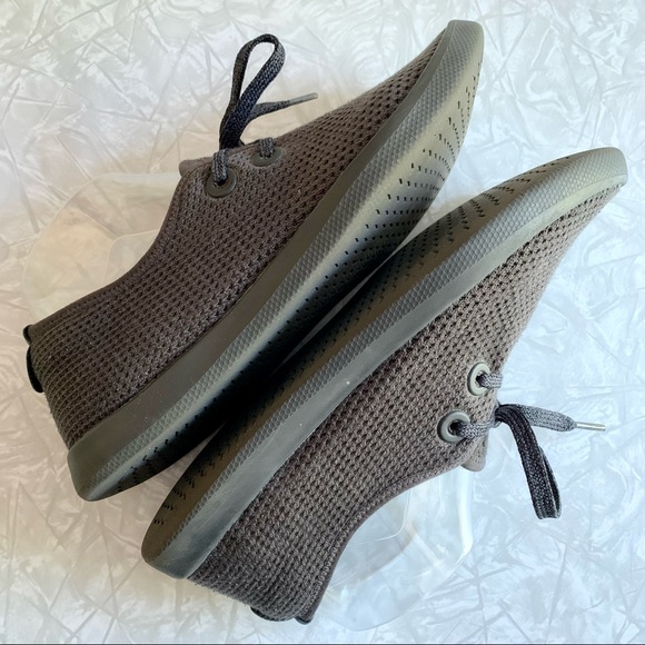 RETIRED Allbirds Tree Skipper Sneakers in Charcoal 8 - Picture 6 of 11